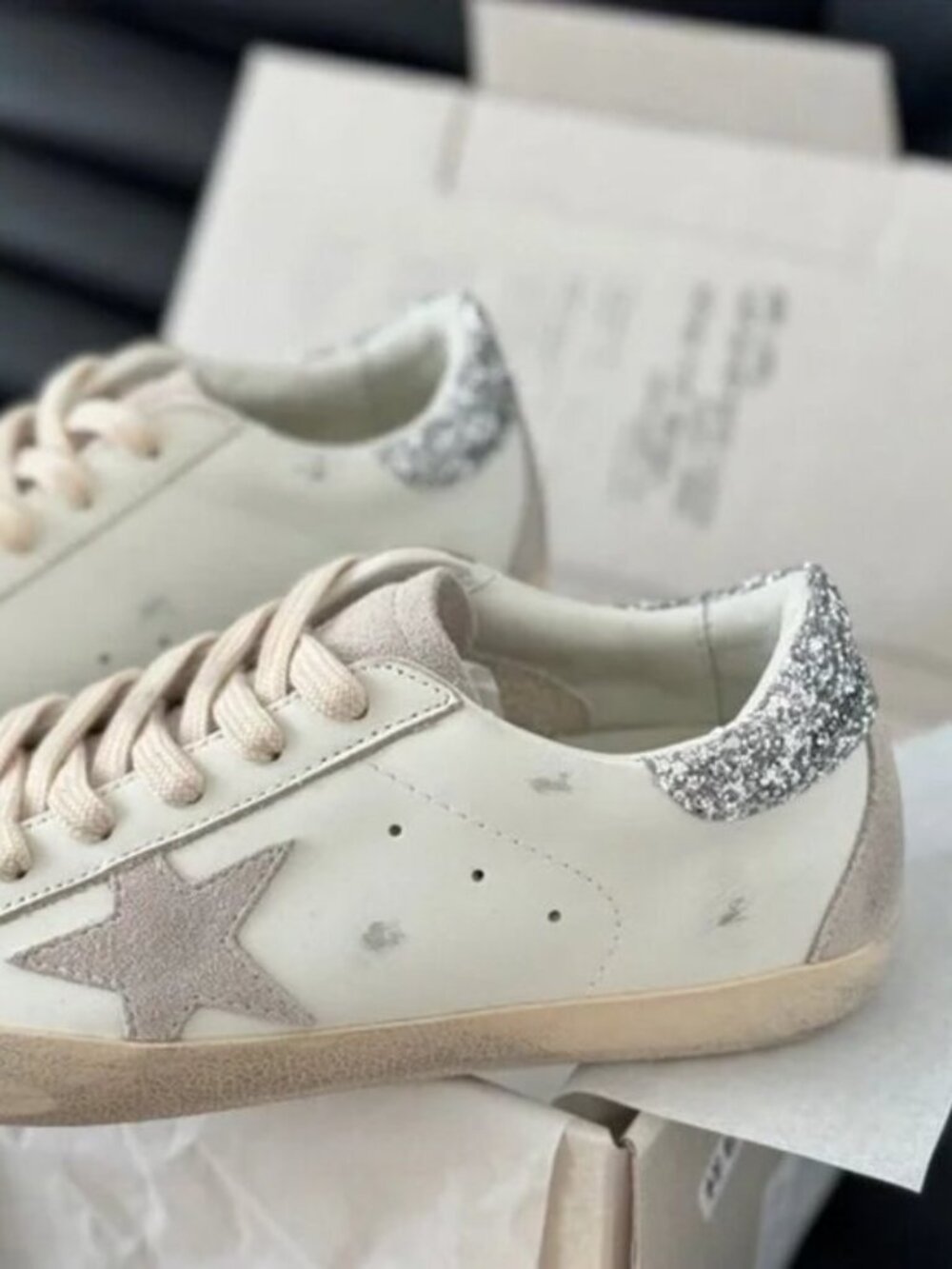 👟Golden Goose Women's Sneakers Cream and Silver Star - Picture 3 of 4